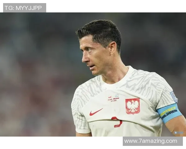 足球场上的32号球星是谁 他的辉煌成就与背后故事揭秘 足球场上的32号球星是谁 他的辉煌成就与背后故事揭秘